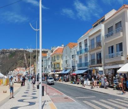 100 Meters From The Beach! Rua Da Regeneracao Nazaré Exterior photo