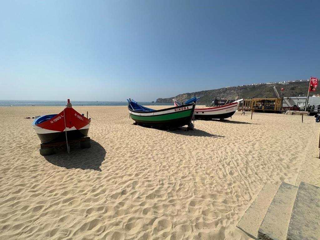 100 Meters From The Beach! Rua Da Regeneracao Nazaré Exterior photo