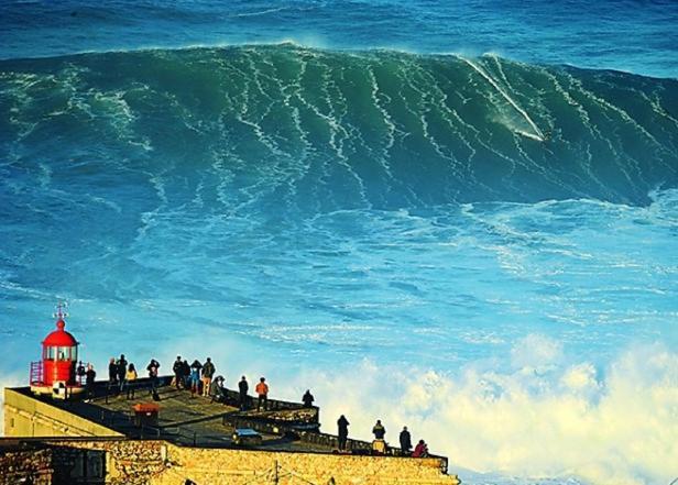 100 Meters From The Beach! Rua Da Regeneracao Nazaré Exterior photo